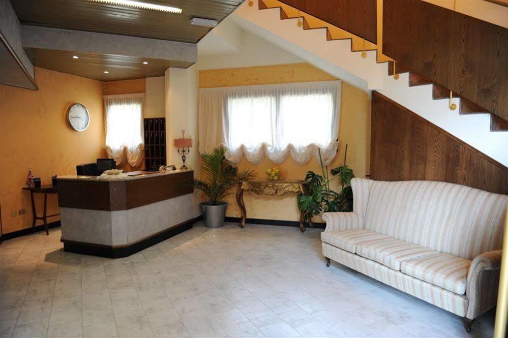 Hotel Marco Polo Self Check-In Bolonia Zewnętrze zdjęcie